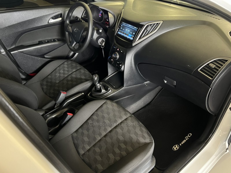 HB20 1.6 COMFORT 16V FLEX 4P MANUAL - 2016 - SAPIRANGA
