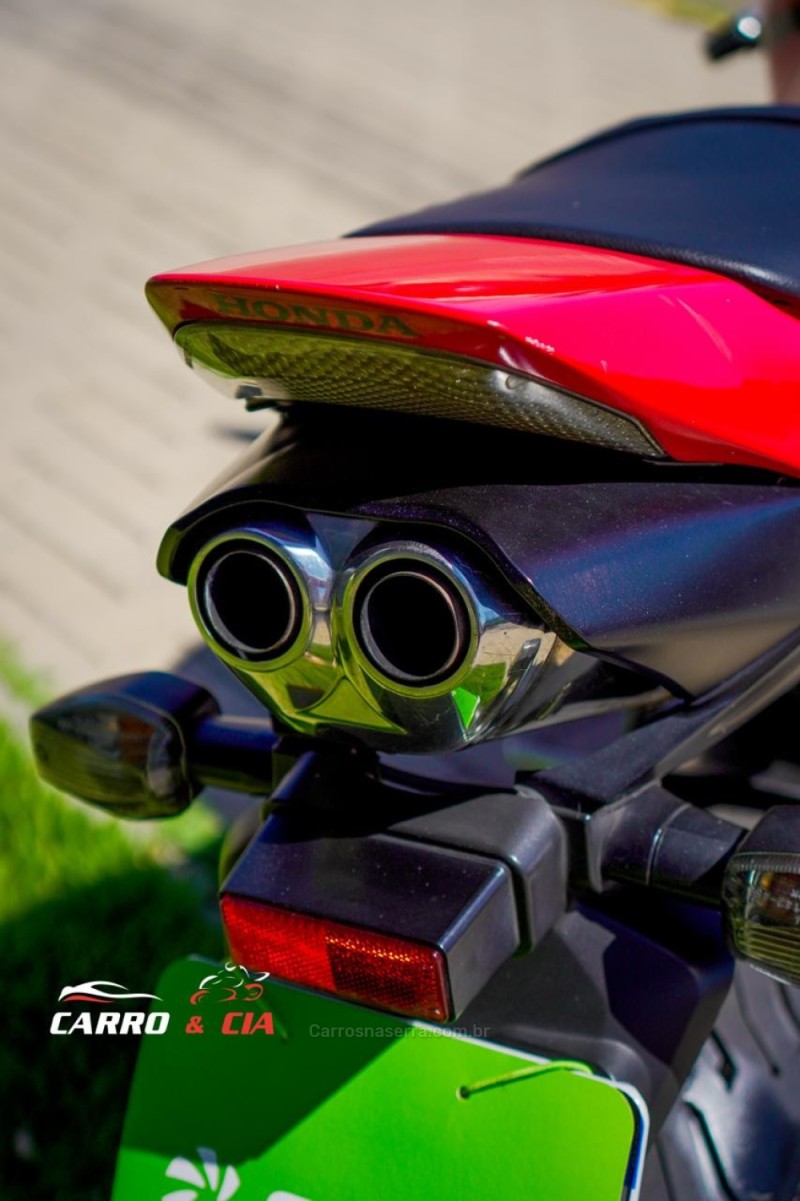 CBR 1000RR FIREBLADE - 2006 - SANTA CRUZ DO SUL