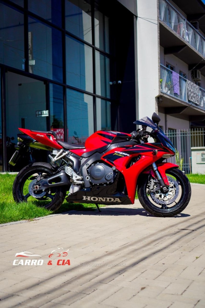 CBR 1000RR FIREBLADE - 2006 - SANTA CRUZ DO SUL