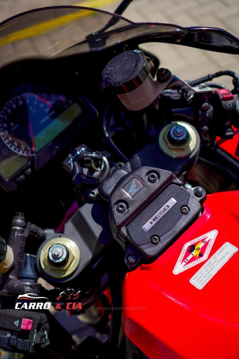 CBR 1000RR FIREBLADE - 2006 - SANTA CRUZ DO SUL