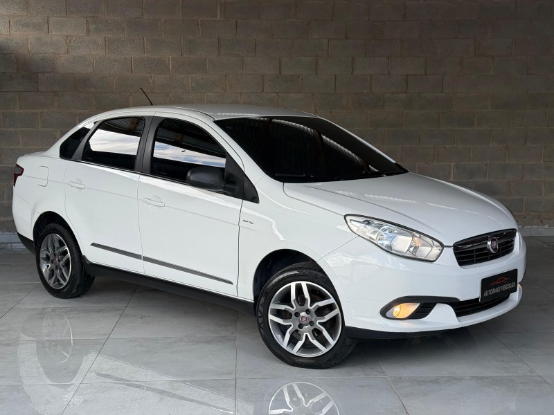 GRAND SIENA 1.6 MPI ESSENCE 16V FLEX 4P AUTOMATIZADO - 2015 - CAXIAS DO SUL