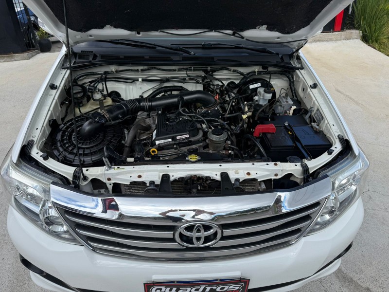HILUX SW4 2.7 SR 4X2 16V FLEX 4P AUTOMÁTICO - 2015 - CAXIAS DO SUL