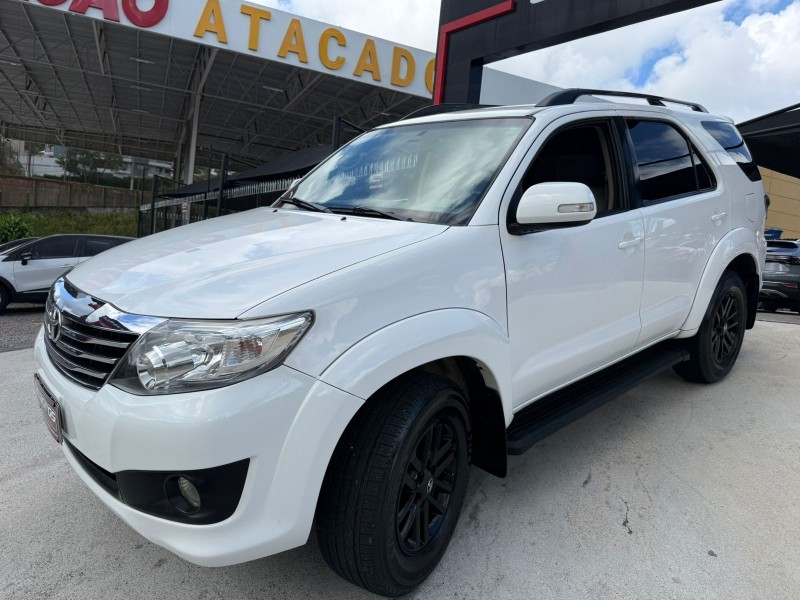 HILUX SW4 2.7 SR 4X2 16V FLEX 4P AUTOMÁTICO - 2015 - CAXIAS DO SUL