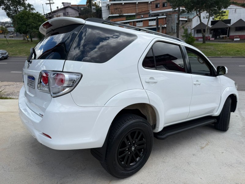 HILUX SW4 2.7 SR 4X2 16V FLEX 4P AUTOMÁTICO - 2015 - CAXIAS DO SUL