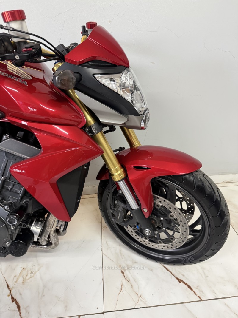 CB 1000R ABS - 2013 - SAPIRANGA