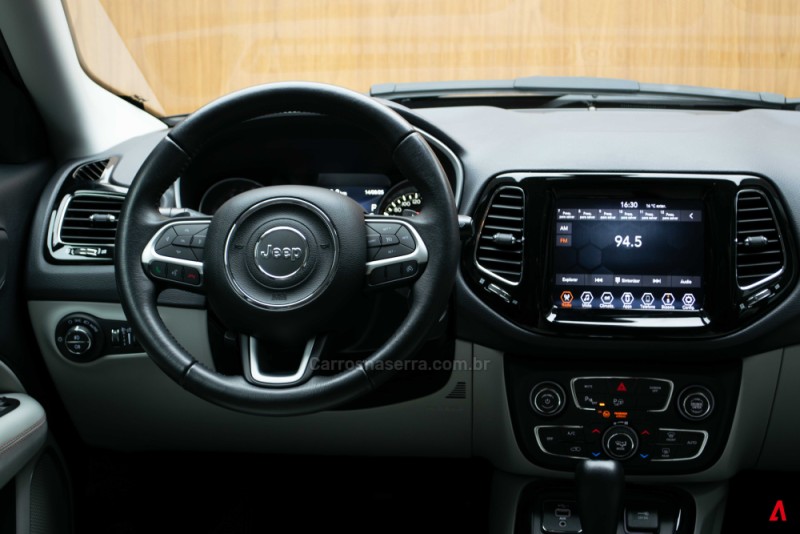 COMPASS 2.0 16V FLEX LIMITED AUTOMÁTICO - 2021 - GARIBALDI