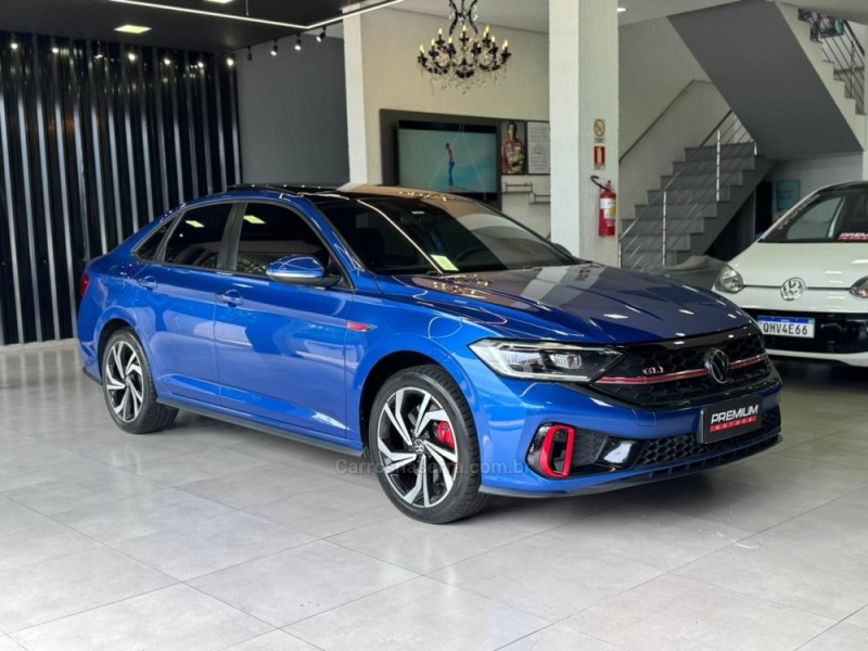 jetta 2.0 16v tsi gli 350 gasolina 4p automatico 2024 dois irmaos