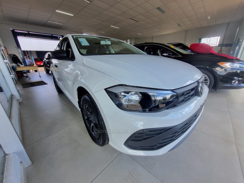 POLO 1.0 MPI TRACK 4P MANUAL