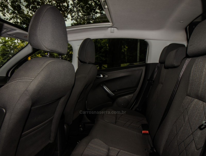 208 1.6 GRIFFE 16V FLEX 4P AUTOMÁTICO - 2016 - NOVO HAMBURGO