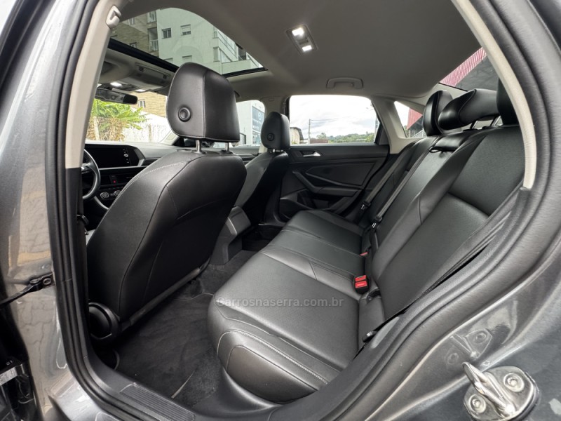 JETTA 2.0 COMFORTLINE FLEX 4P TIPTRONIC - 2019 - FELIZ