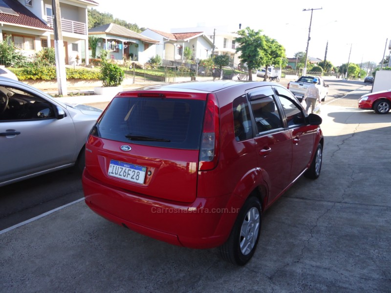 FIESTA 1.0 MPI CLASS 8V GASOLINA 4P MANUAL - 2014 - SANTA CLARA DO SUL