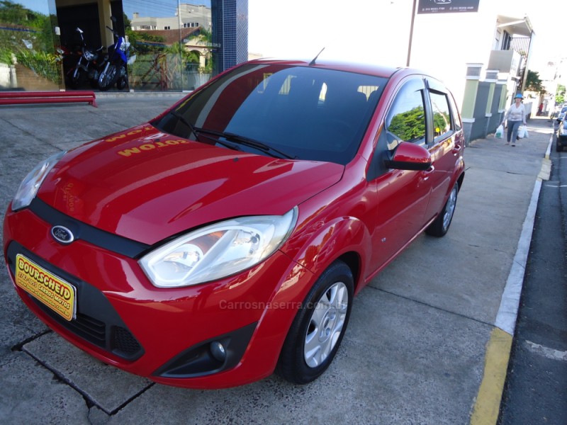 FIESTA 1.0 MPI CLASS 8V GASOLINA 4P MANUAL - 2014 - SANTA CLARA DO SUL