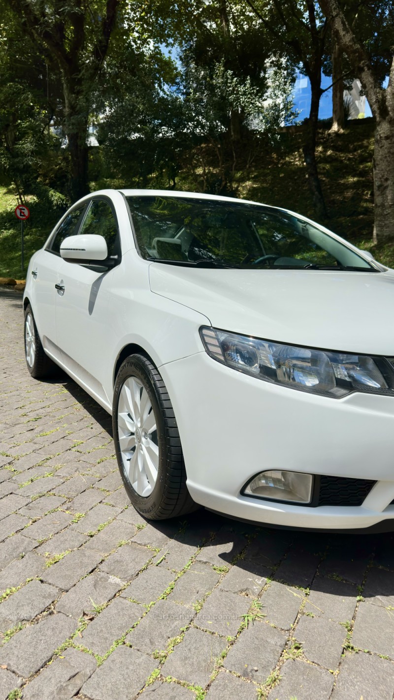 CERATO 1.6 SX3 16V GASOLINA 4P AUTOMÁTICO - 2012 - CAXIAS DO SUL