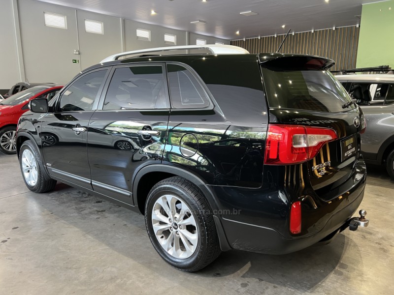 SORENTO EX 3.5 L V6 4X4 AUTOMÁTICO - 2013 - CAXIAS DO SUL
