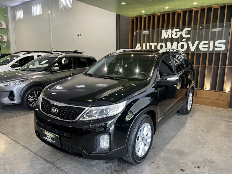 SORENTO EX 3.5 L V6 4X4 AUTOMÁTICO - 2013 - CAXIAS DO SUL