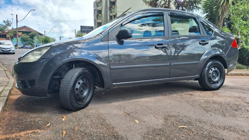 FIESTA 1.6 MPI SEDAN 8V FLEX 4P MANUAL - 2005 - CAXIAS DO SUL