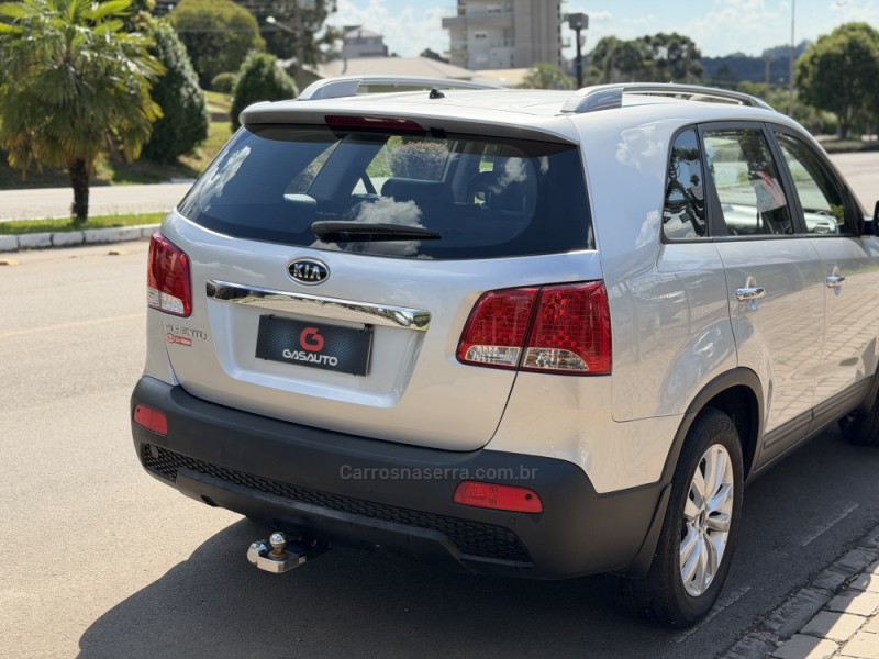 SORENTO 2.4 EX 4X2 16V GASOLINA 4P AUTOMÁTICO - 2011 - NOVA PRATA