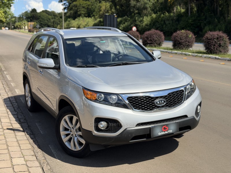 SORENTO 2.4 EX 4X2 16V GASOLINA 4P AUTOMÁTICO - 2011 - NOVA PRATA