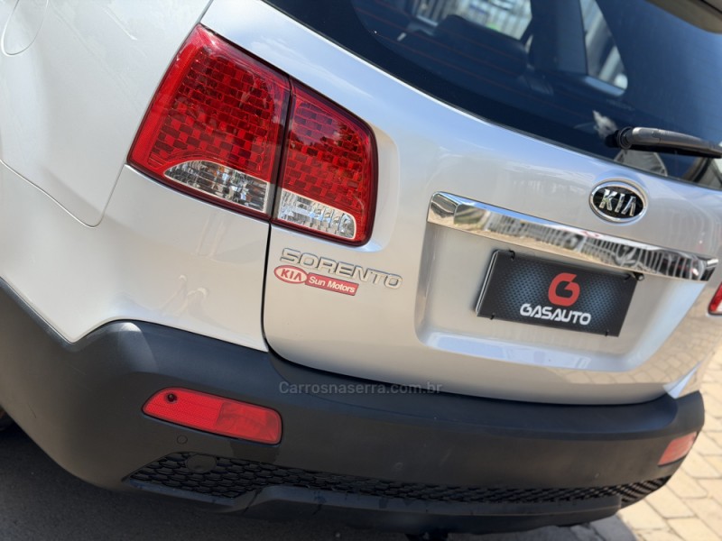 SORENTO 2.4 EX 4X2 16V GASOLINA 4P AUTOMÁTICO - 2011 - NOVA PRATA