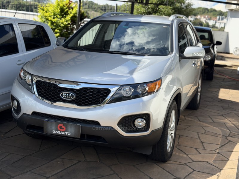 SORENTO 2.4 EX 4X2 16V GASOLINA 4P AUTOMÁTICO - 2011 - NOVA PRATA