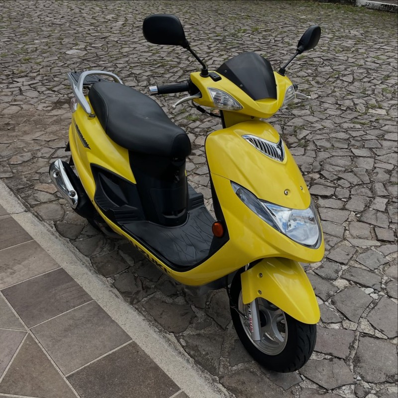 AN125 BURGMAN  - 2009 - NOVA PETRóPOLIS