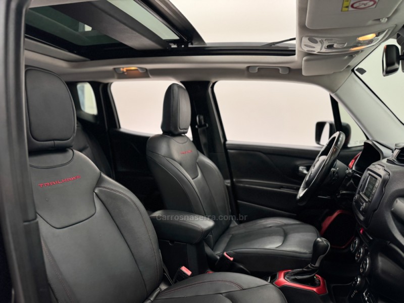 RENEGADE 2.0 16V TURBO DIESEL TRAILHAWK 4P 4X4 AUTOMÁTICO - 2016 - CARLOS BARBOSA