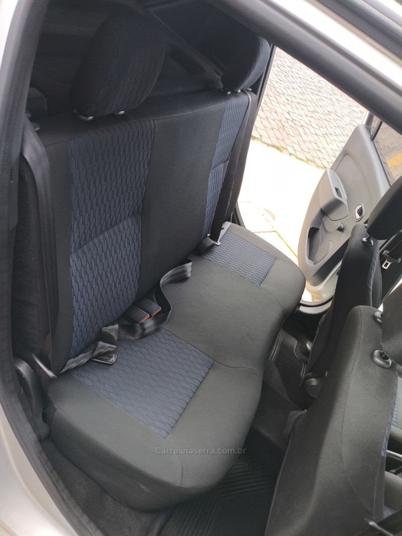 SANDERO 1.6 EXPRESSION 16V FLEX 4P MANUAL - 2015 - CAXIAS DO SUL