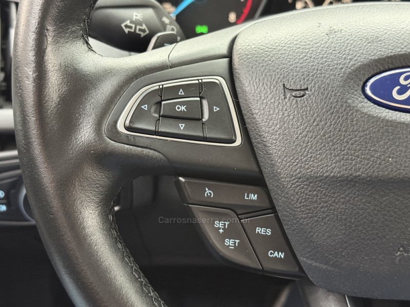 FOCUS 2.0 SE FASTBACK 16V FLEX 4P AUTOMÁTICO - 2016 - SANTA CRUZ DO SUL