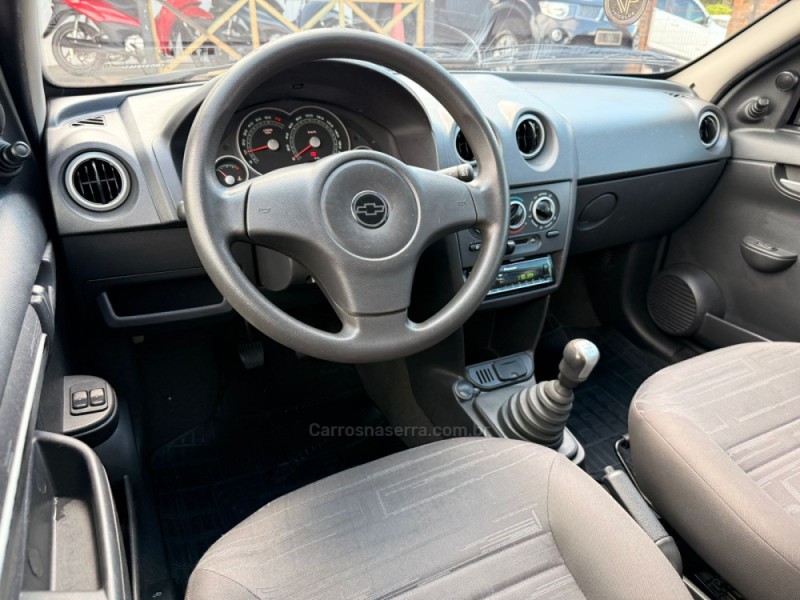 PRISMA 1.4 MPFI MAXX 8V FLEX 4P MANUAL - 2011 - CANELA