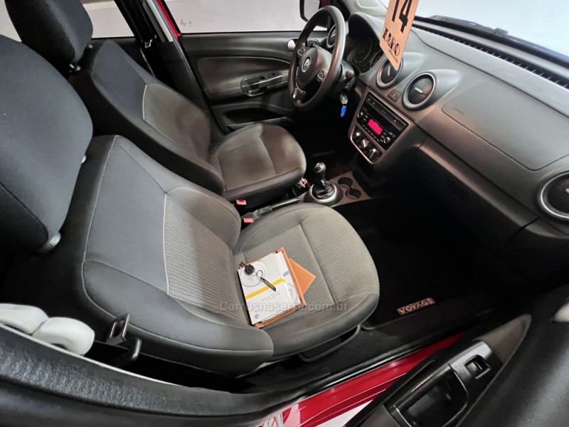 VOYAGE 1.0 MI TRENDLINE 8V FLEX 4P MANUAL - 2014 - CARLOS BARBOSA