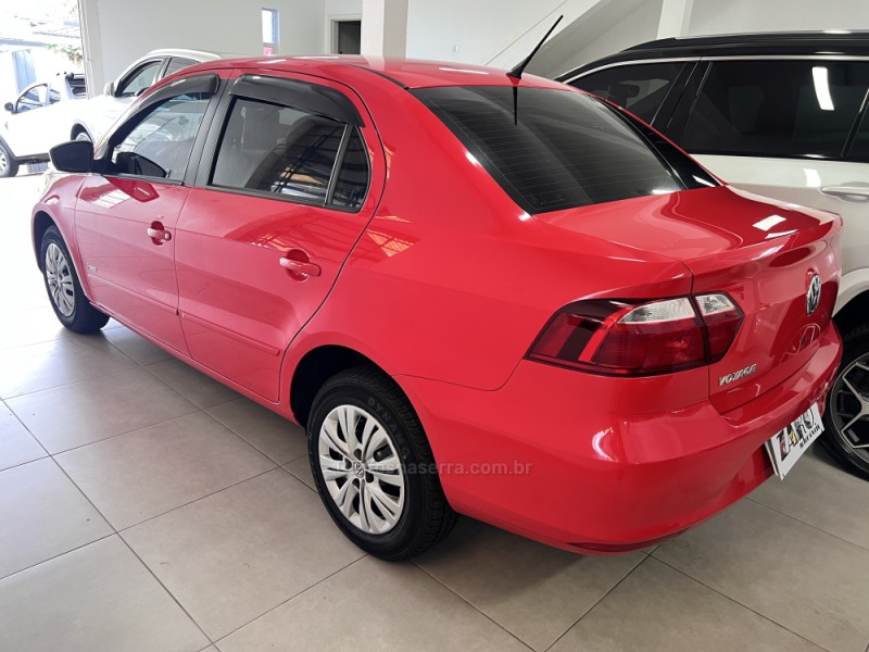 VOYAGE 1.0 MI TRENDLINE 8V FLEX 4P MANUAL - 2014 - CARLOS BARBOSA