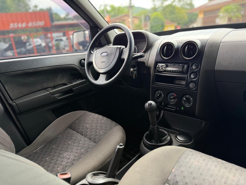 ECOSPORT 1.6 XLS 8V GASOLINA 4P MANUAL - 2005 - TRêS COROAS