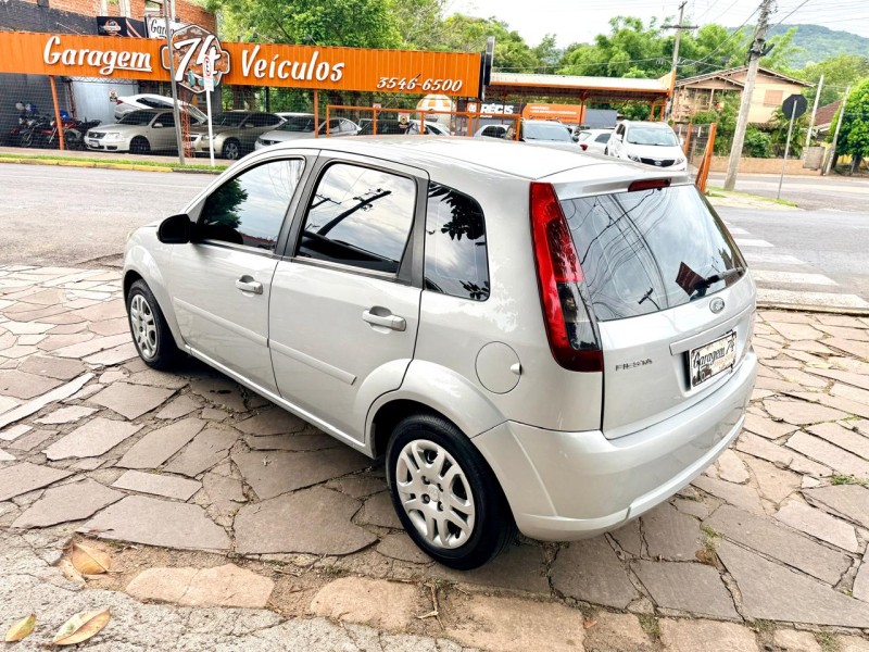 FIESTA 1.6 ROCAM SE 8V FLEX 4P MANUAL - 2014 - TRêS COROAS