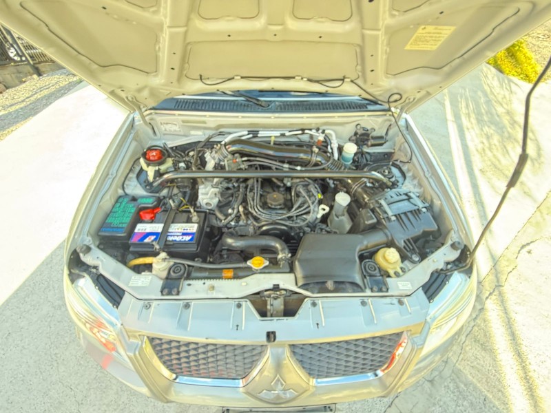 PAJERO TR4 2.0 4X4 16V 140CV FLEX 4P AUTOMÁTICO - 2013 - CAXIAS DO SUL