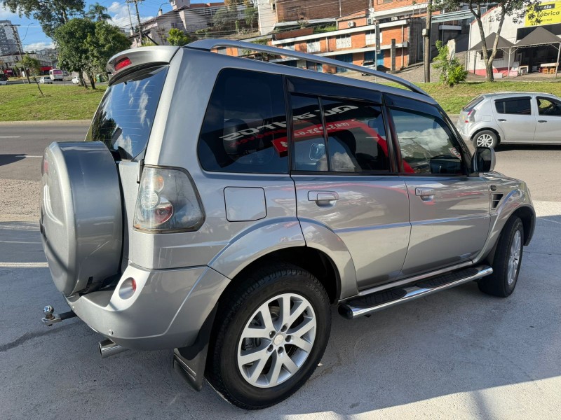 PAJERO TR4 2.0 4X4 16V 140CV FLEX 4P AUTOMÁTICO - 2013 - CAXIAS DO SUL