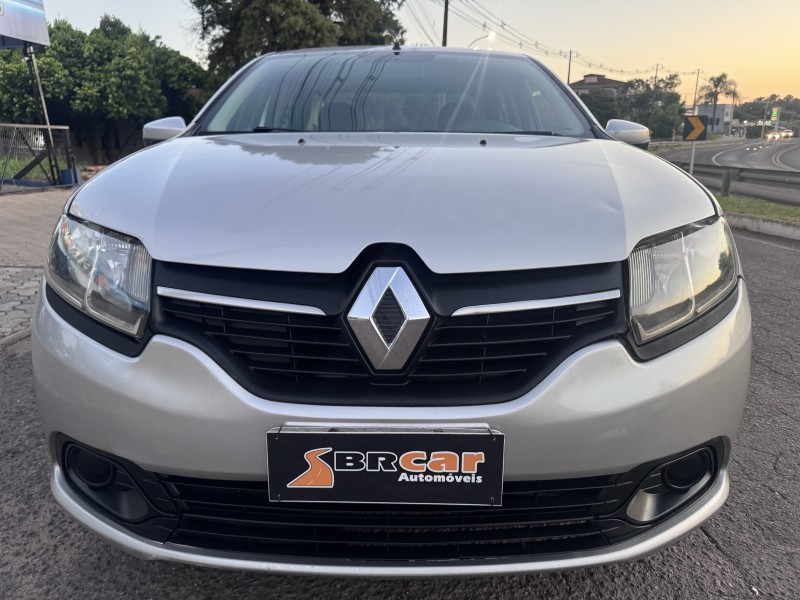 LOGAN 1.6 EXPRESSION 8V FLEX 4P MANUAL - 2014 - DOIS IRMãOS