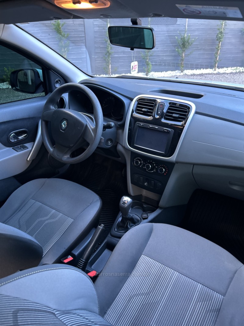 LOGAN 1.6 EXPRESSION 8V FLEX 4P AUTOMATIZADO - 2017 - CARAZINHO