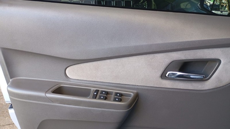 COBALT 1.4 MPFI LTZ 8V FLEX 4P MANUAL - 2013 - FARROUPILHA