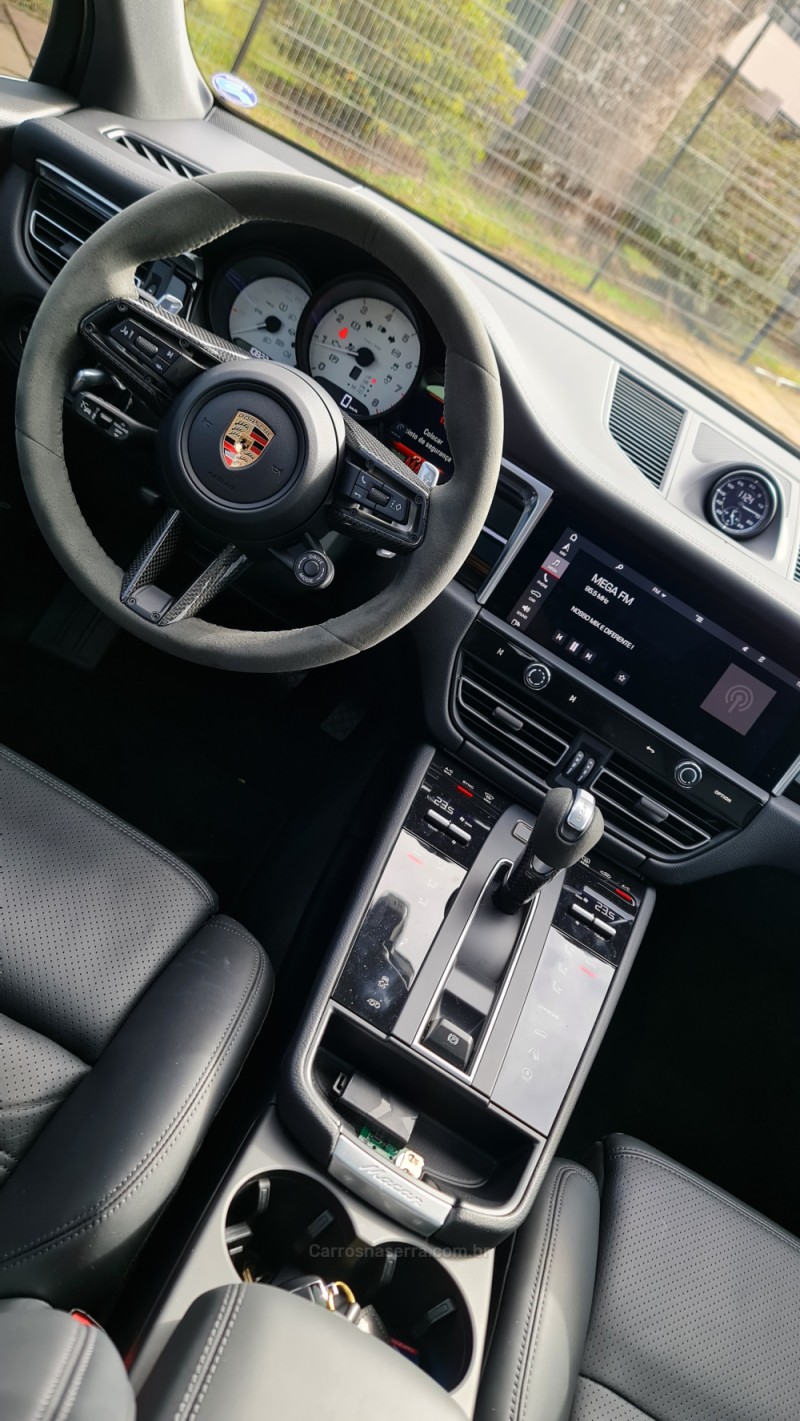 MACAN 2.0 16V GASOLINA 4P AUTOMÁTICO - 2023 - LAGOA VERMELHA