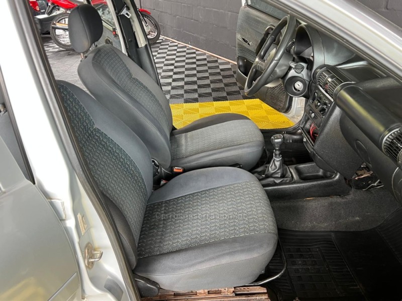 CORSA 1.0 EFI WIND 8V GASOLINA 4P MANUAL - 2001 - CAXIAS DO SUL