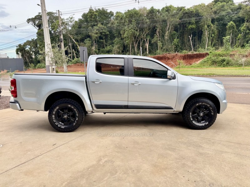 S10 2.4 LT 4X2 CD 8V FLEX 4P MANUAL - 2013 - LAJEADO