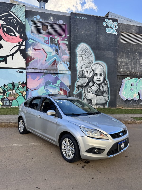 focus 2.0 ghia 16v flex 4p automatico 2009 caxias do sul