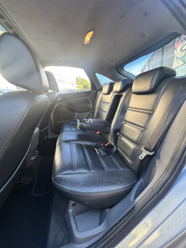 FOCUS 2.0 GHIA 16V FLEX 4P AUTOMÁTICO - 2009 - CAXIAS DO SUL