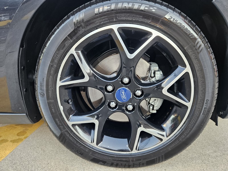 FOCUS 2.0 SE HATCH 16V FLEX 4P AUTO - 2014 - CAXIAS DO SUL