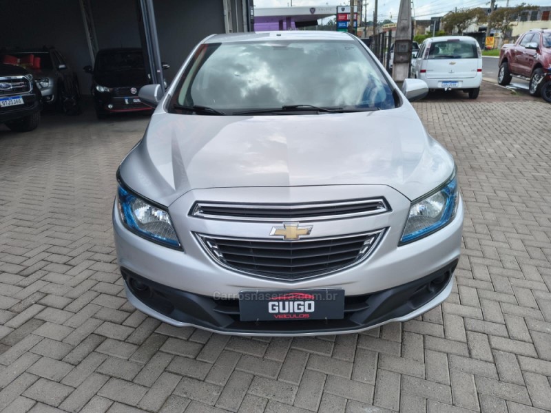 ONIX 1.4 MPFI LT 8V FLEX 4P MANUAL - 2014 - NOVO HAMBURGO