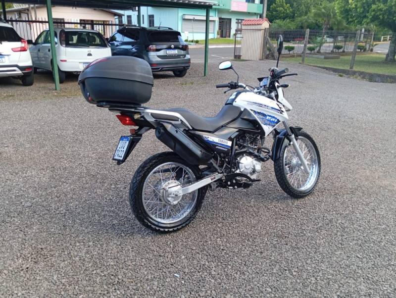 XTZ 150 CROSSER E - 2015 - PICADA CAFé