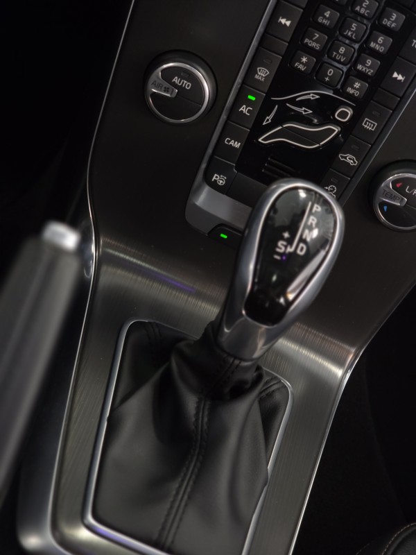 V40 2.0 T5 CROSS COUNTRY AWD TURBO GASOLINA 4P AUTOMÁTICO - 2014 - CAXIAS DO SUL