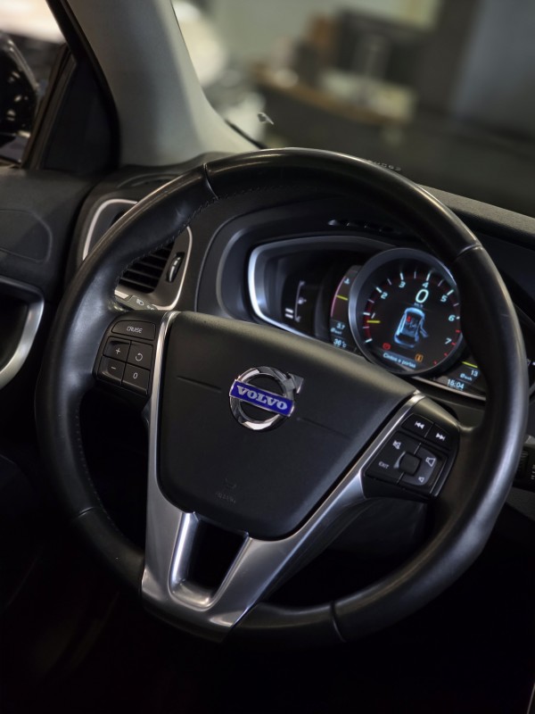 V40 2.0 T5 CROSS COUNTRY AWD TURBO GASOLINA 4P AUTOMÁTICO - 2014 - CAXIAS DO SUL