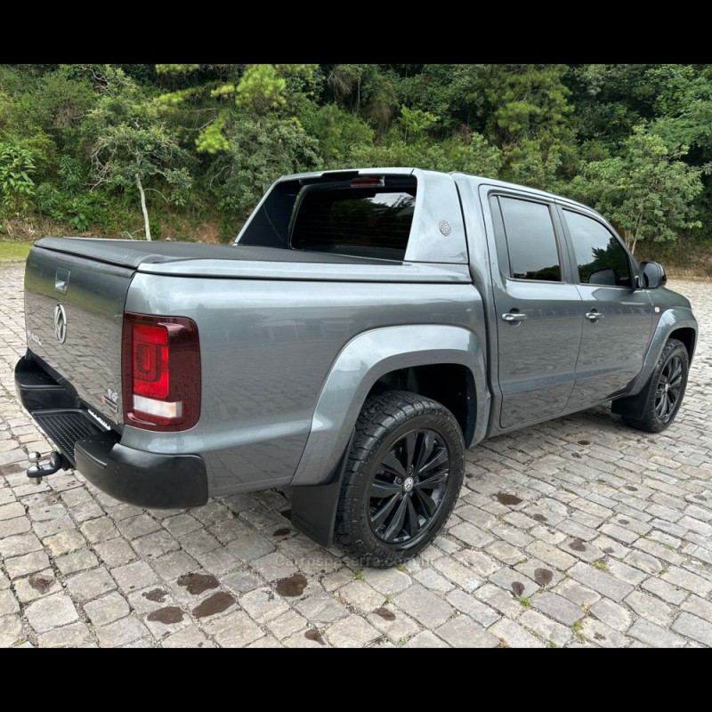 AMAROK 3.0 V6 EXTREME CD DIESEL 4X4 AT 4P AUTOMÁTICO - 2023 - BENTO GONçALVES