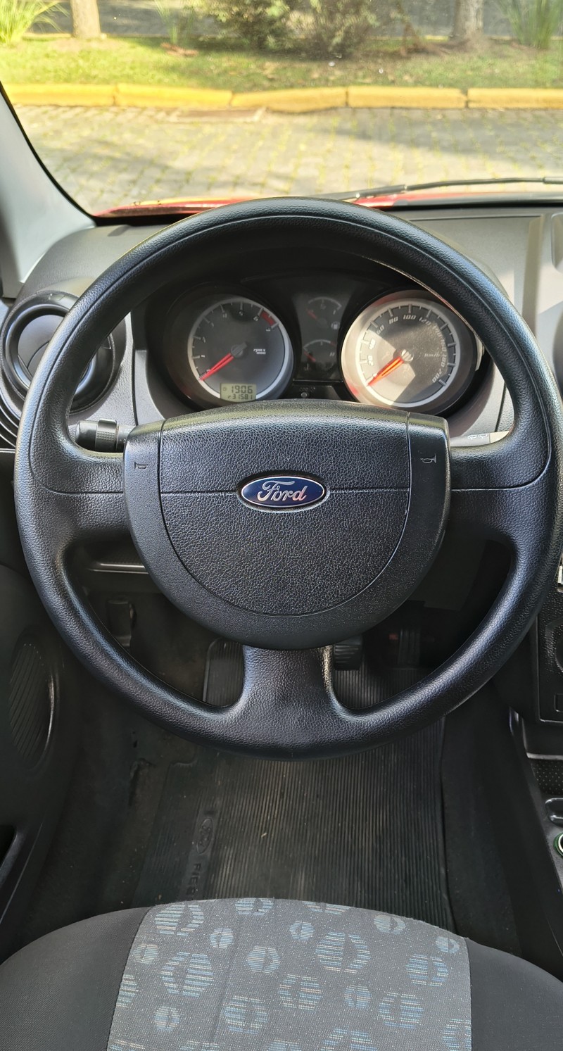 FIESTA 1.0 ROCAM HATCH 8V FLEX 4P MANUAL - 2013 - FARROUPILHA
